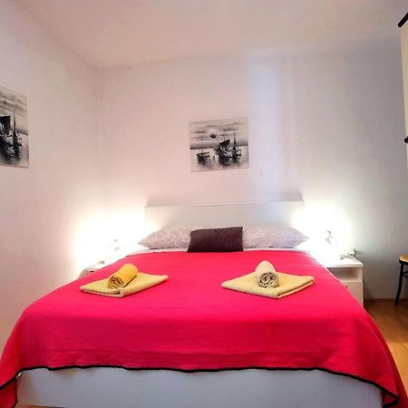 Apartments & Rooms Milena ヴォディツェ エクステリア 写真